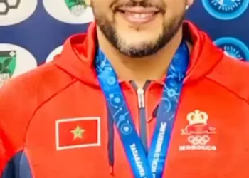 تهانينا للمصارع المخضرم عطافي شوقري على أدائه الاستثنائي في بطولة العالم للمخضرمين بالمجر.