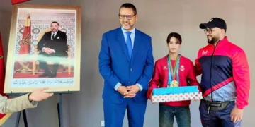 تكريم البطلة العالمية صباح قنب من طرف عامل إقليم مديونة بمناسبة الذكرى الخمسين للمسيرة الخضراء 💚